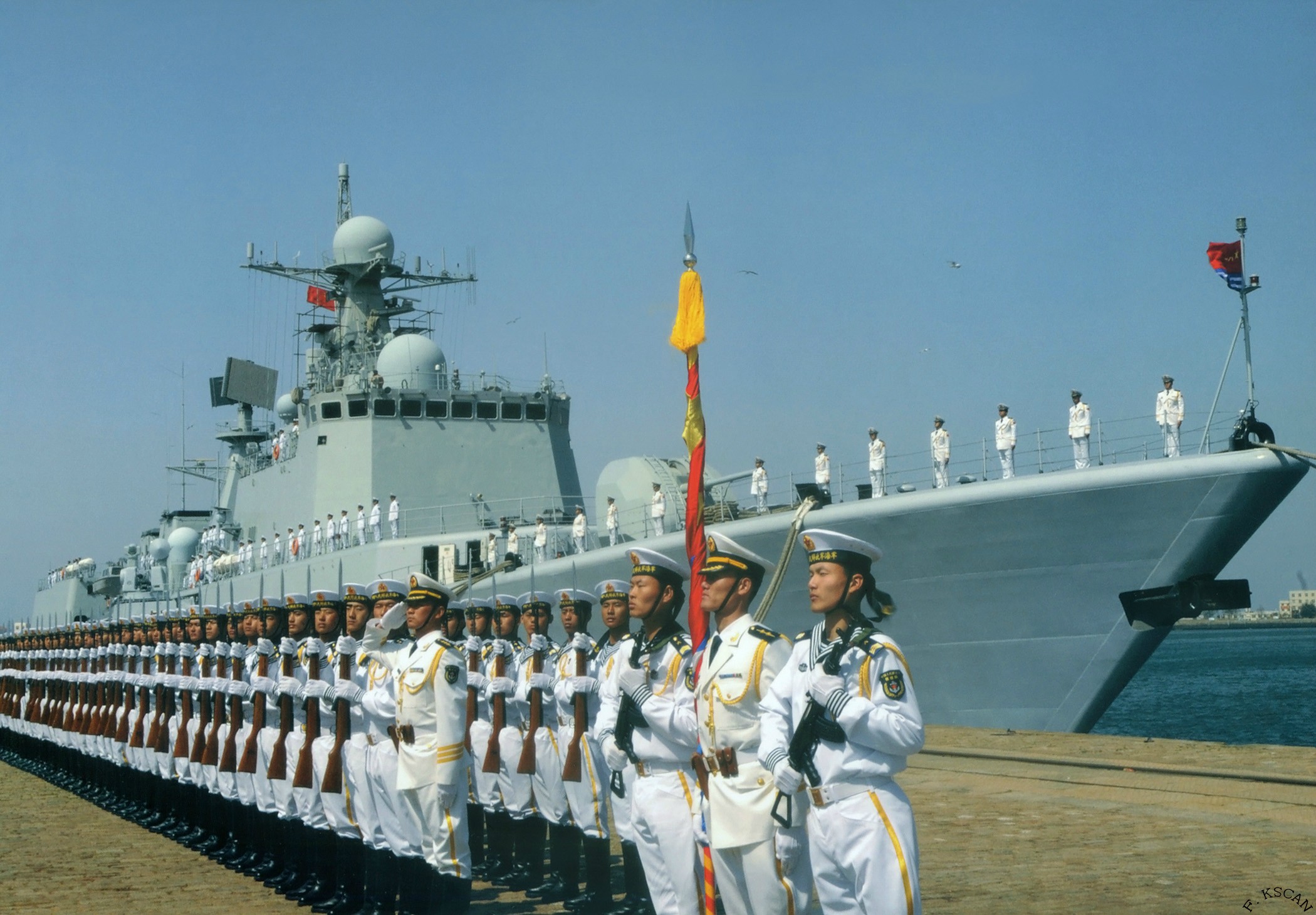 Китайские корабли впервые зашли в Черное море, - соседние страны в панике