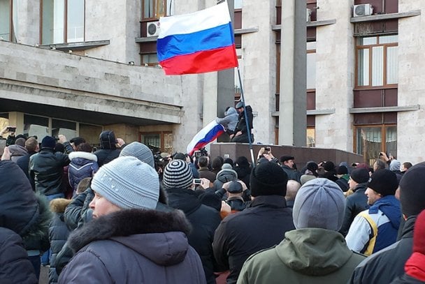 ​Дончанин: война пришла в Донецк под флагом России