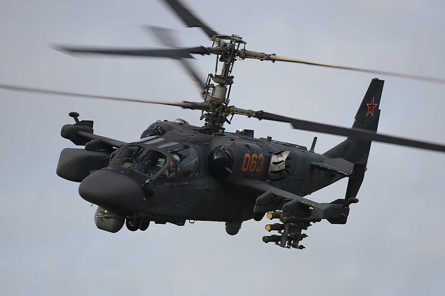ВСУ під Гостомелем збили одразу три російські вертольоти, включаючи ударний "Ка-52" 