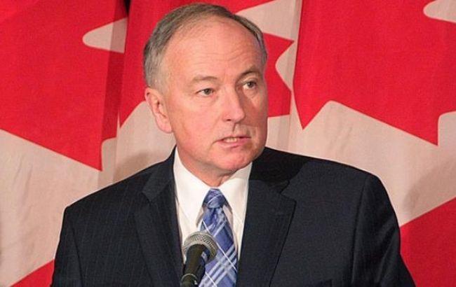 Министр иностранных дел Канады в понедельник посетит Украину