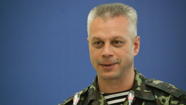 Лысенко: боевики проводят передислокацию в опасных направлениях