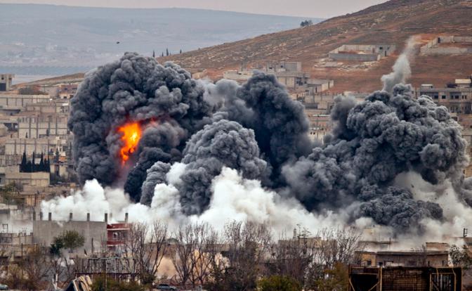 В Сирии уничтожены четыре российских ударных вертолета и десятки грузовиков с боеприпасами.