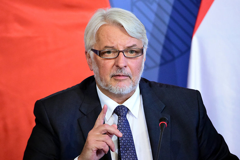 В Польше уволили министра, который неоднократно выступал с резкой критикой в адрес Украины 