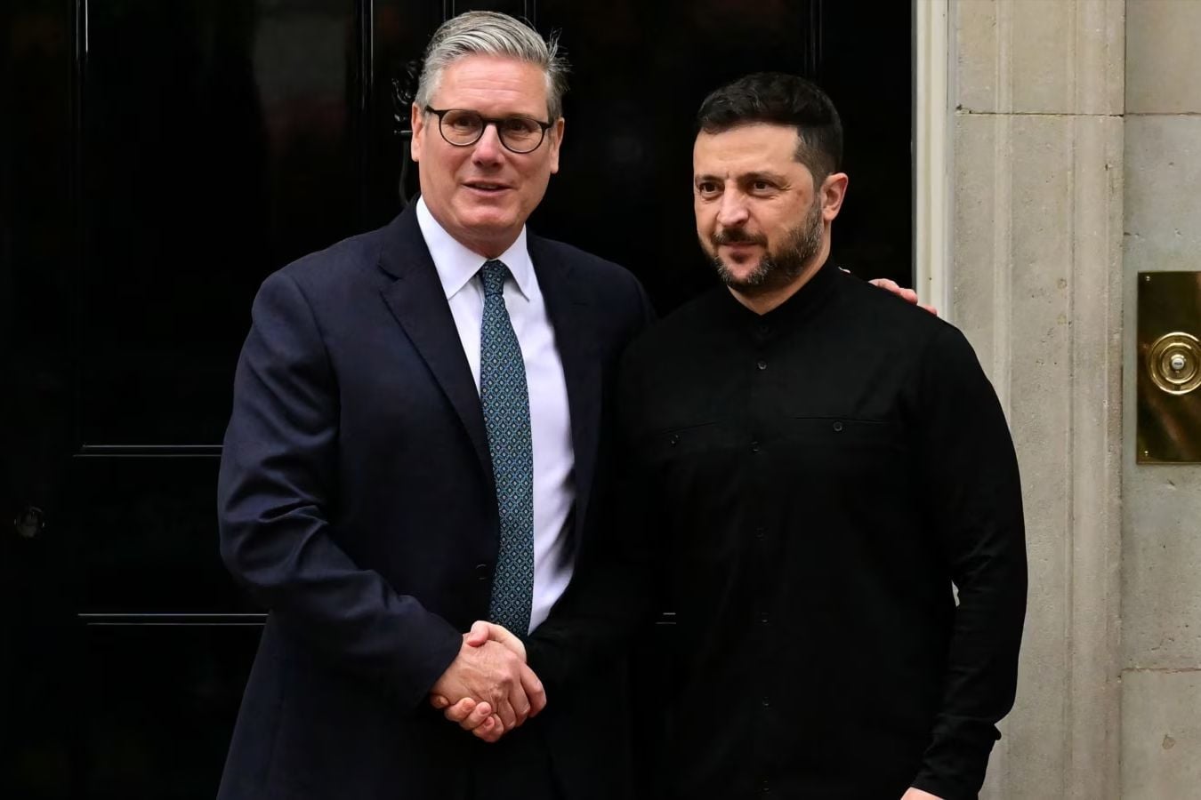 ​Новая эра партнерства: Зеленский и Стармер объявили о совместном развитии дронов и ПВО