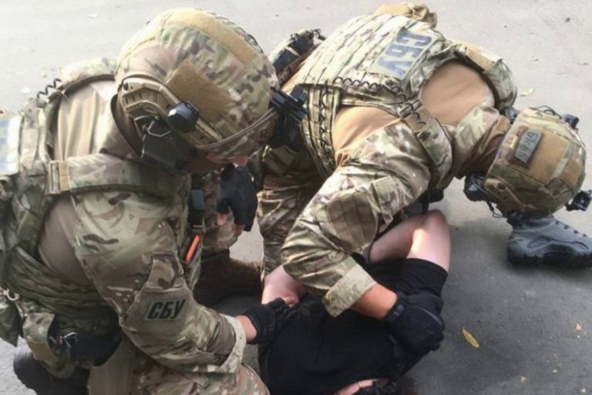 В Киеве скрывался влиятельный террорист ИГИЛ, причастный к взрыву в аэропорту Ататюрк, - СБУ провела арест