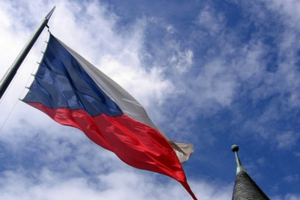 Lidové noviny: Агент ФСБ России привез в Прагу несколько ядов, власти столицы под охраной
