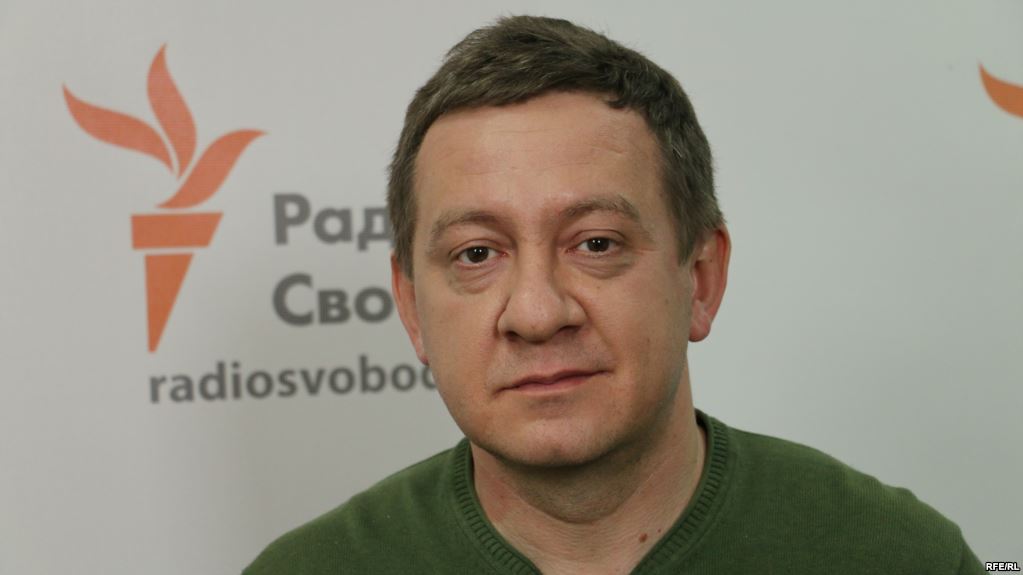 "Путин не отменит парад даже из-за смерти детей в Шереметьево, это ведь культ личности, для него нет препятствий", - Муждабаев 