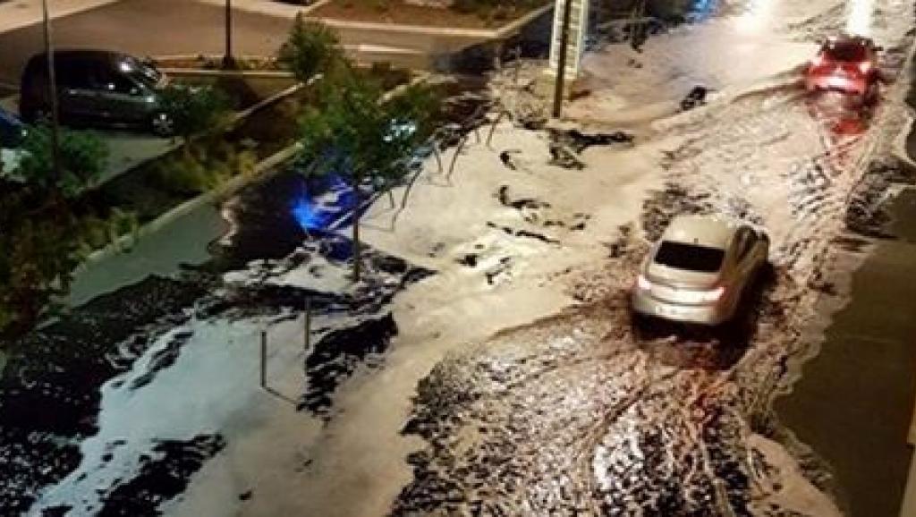 "Улица – в вине": во французском Сете текут винные реки 