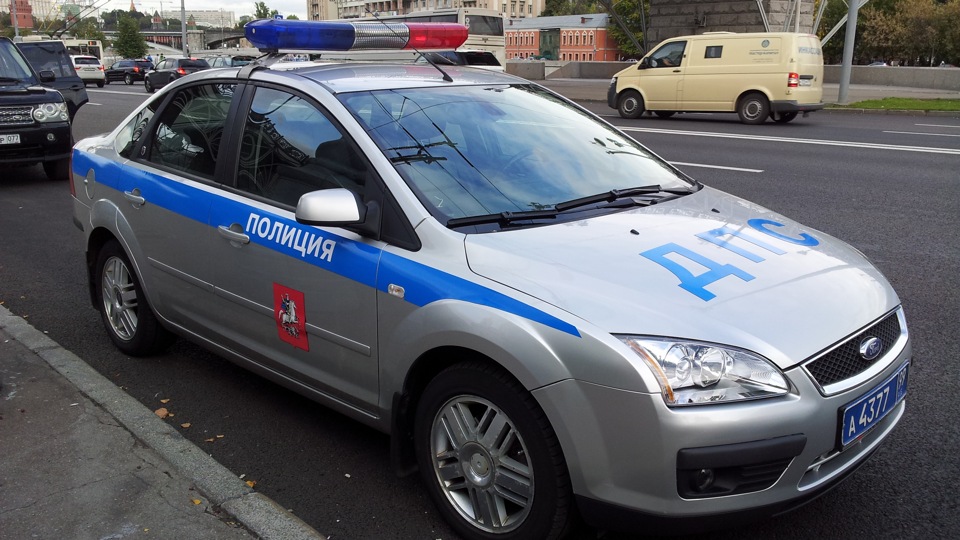 Резонансный прецедент шокировал Россию: в Новой Москве неизвестные разоружили полицию, убили сотрудника МВД и похитили два автомата Калашникова