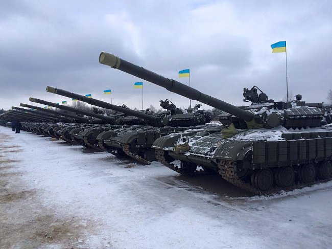 Нардеп сказал, какую сумму Украина выделила на укомплектование армии: "Оборонный бюджет - как одеяло: если натянешь на голову, то будут мерзнуть ноги, натянешь на ноги, то замерзнут уши"