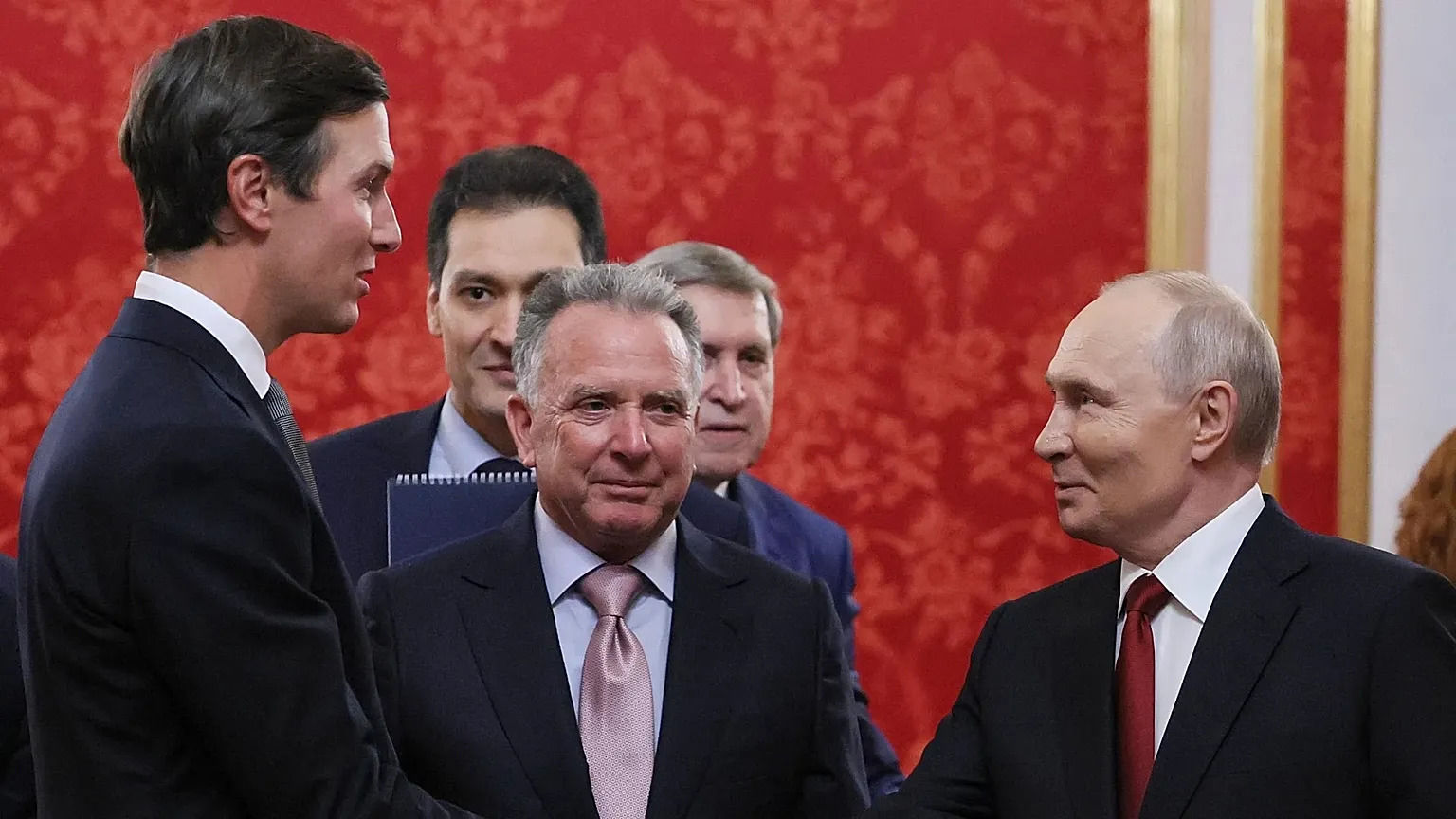 Кушнер во время переговоров в Москве вступил в полемику с Путиным по болезненному вопросу Украины – NYT 