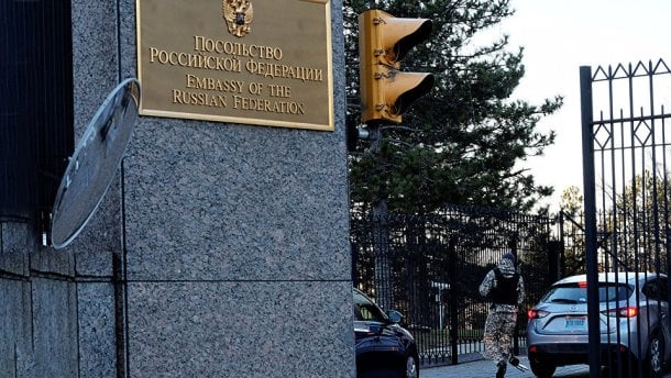 "Драконовские" санкции по "надуманным" причинам: новые принудительные меры США взбесили Москву