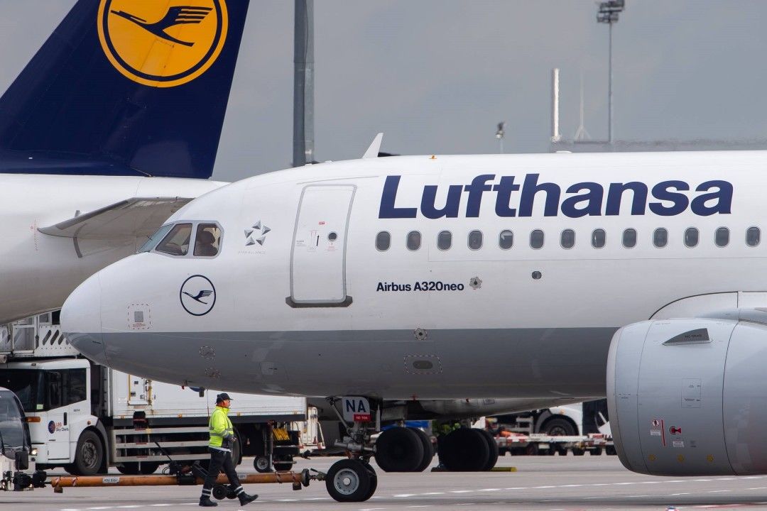 ​Lufthansa отменила часть рейсов в Украину из-за "политической ситуации"