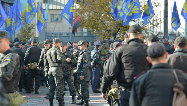 МВД Украины: Во время митинга возле здания ВР нарушений общественного порядка не зафиксировано