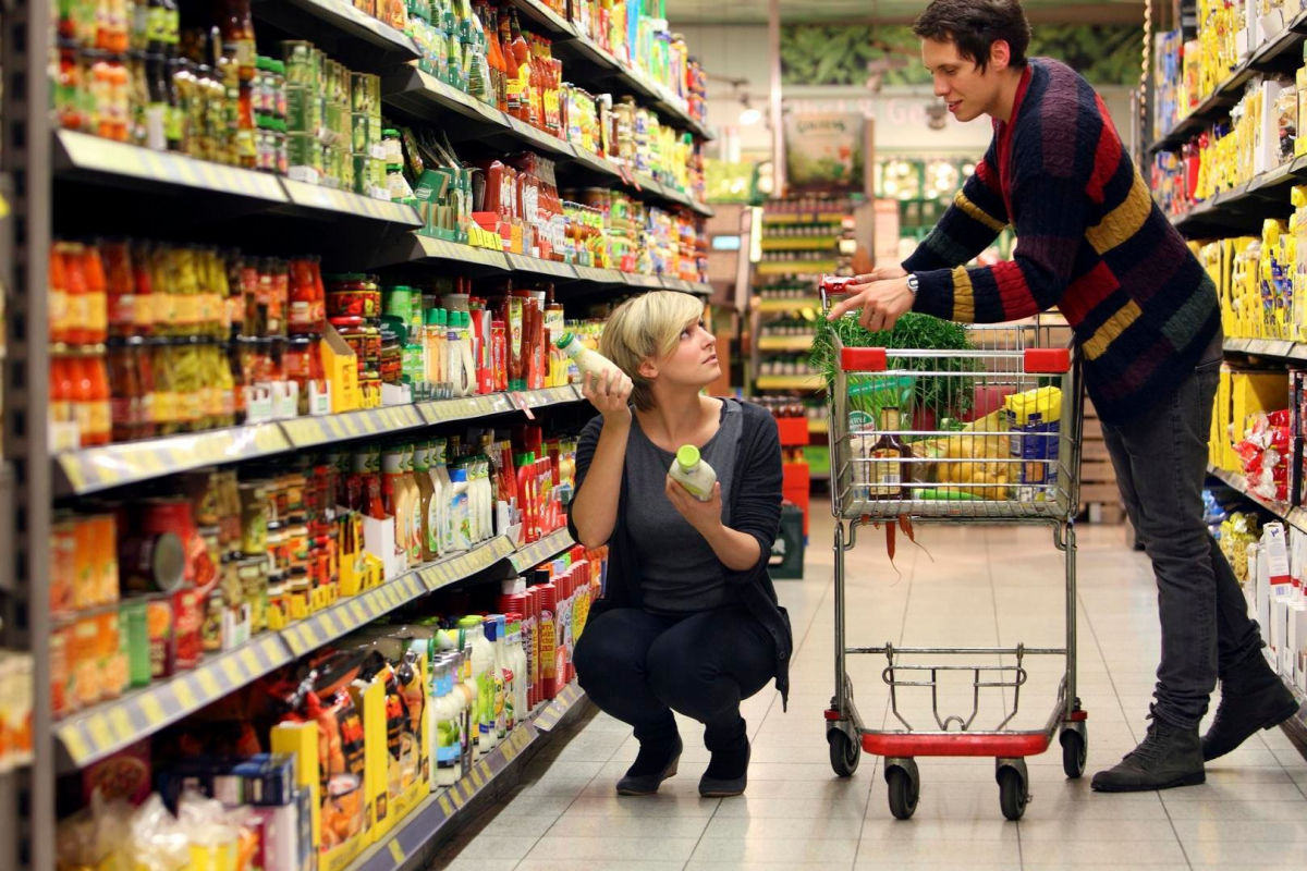 Цены в Украине могут вырасти еще сильнее: война в Иране разгоняет инфляцию - Reuters