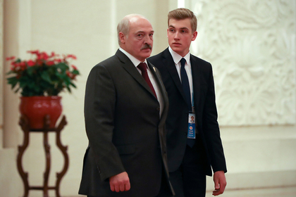 "Девки, вы видели, что стало с Колей Лукашенко?" - повзрослевший красавец сын президента Беларуси сразил наповал тысячи девушек