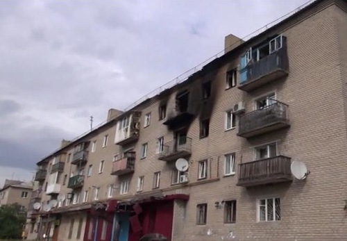 Мэрия: в Донецке слышны взрывы и залпы, ночью три района подверглись обстрелу