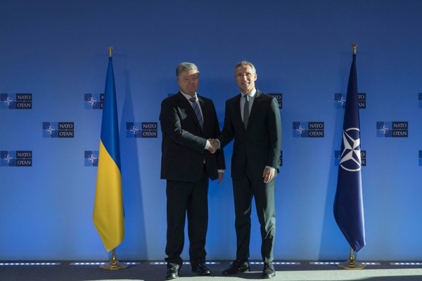 НАТО передаст армии Украины мощное военное оборудование, которое сделает "глухими" российских военных