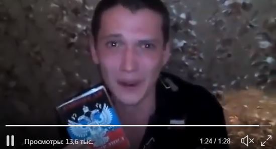 К сепаратисту "ДНР" домой нагрянули патриоты: предатель, заикаясь и обливаясь слезами, запел гимн Украины - кадры
