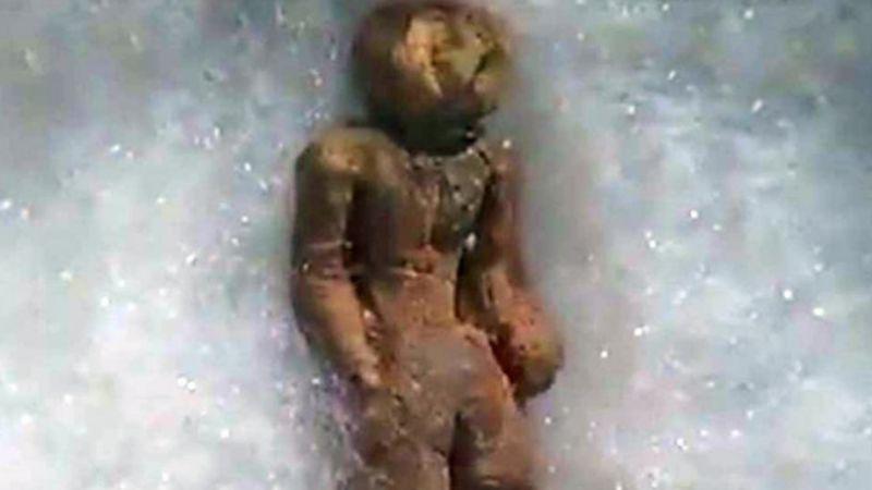 Раскрыта сенсация 4-сантиметровой куклы, найденной 130 лет назад: такого археологи не ожидали - фото