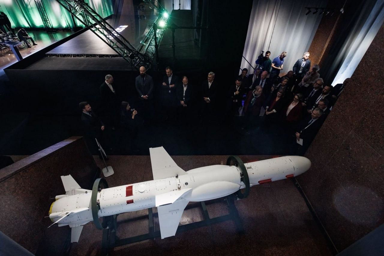 Крайне эффективная ракета: Украина представила новое супероружие для ударов по РФ
