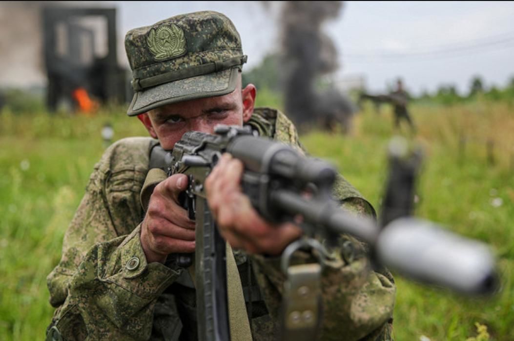 Российские военные открыли огонь по ВСУ под Желобком и впритык продвинулись к Бахмутской трассе – СМИ