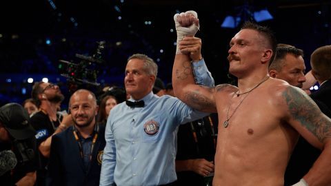 Всемирная боксерская ассоциация вынесла вердикт о чемпионском бое Усика с Дюбуа