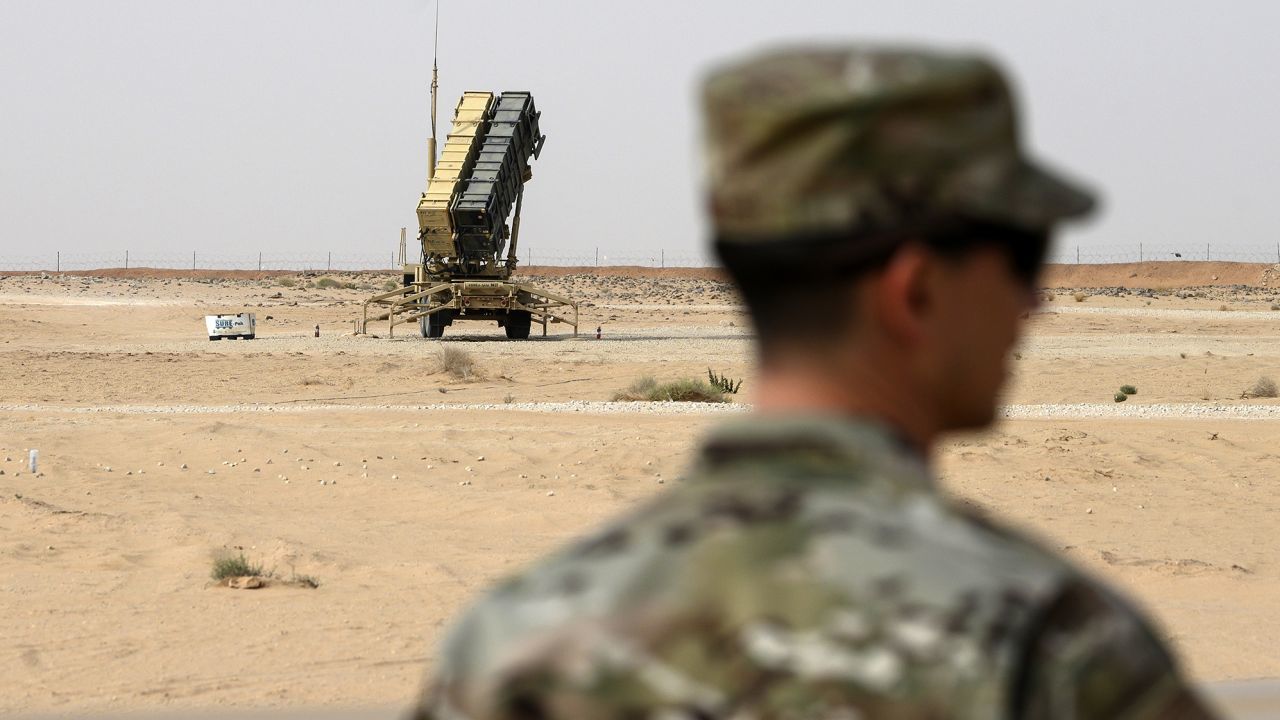 США готовятся передать Украине ПВО Patriot и модули для создания "умных бомб" - CNN