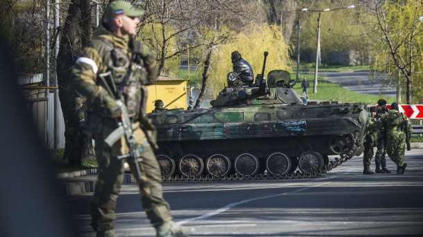 Военное положение: боевики "Л/ДНР" разразились новыми фейками об Украине из-за указа Порошенко