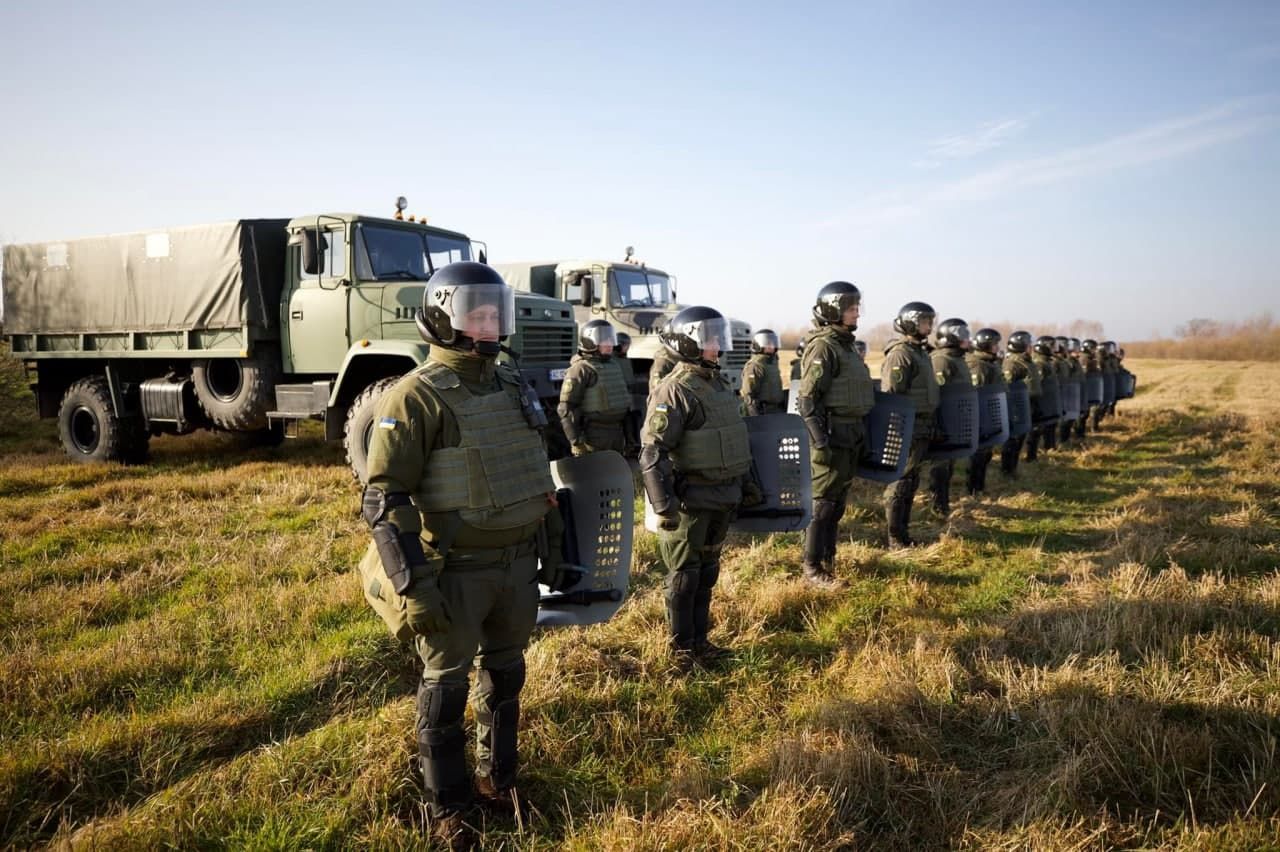 15 вертолетов и 8,5 тыс. силовиков: Украина укрепляет границу с Беларусью