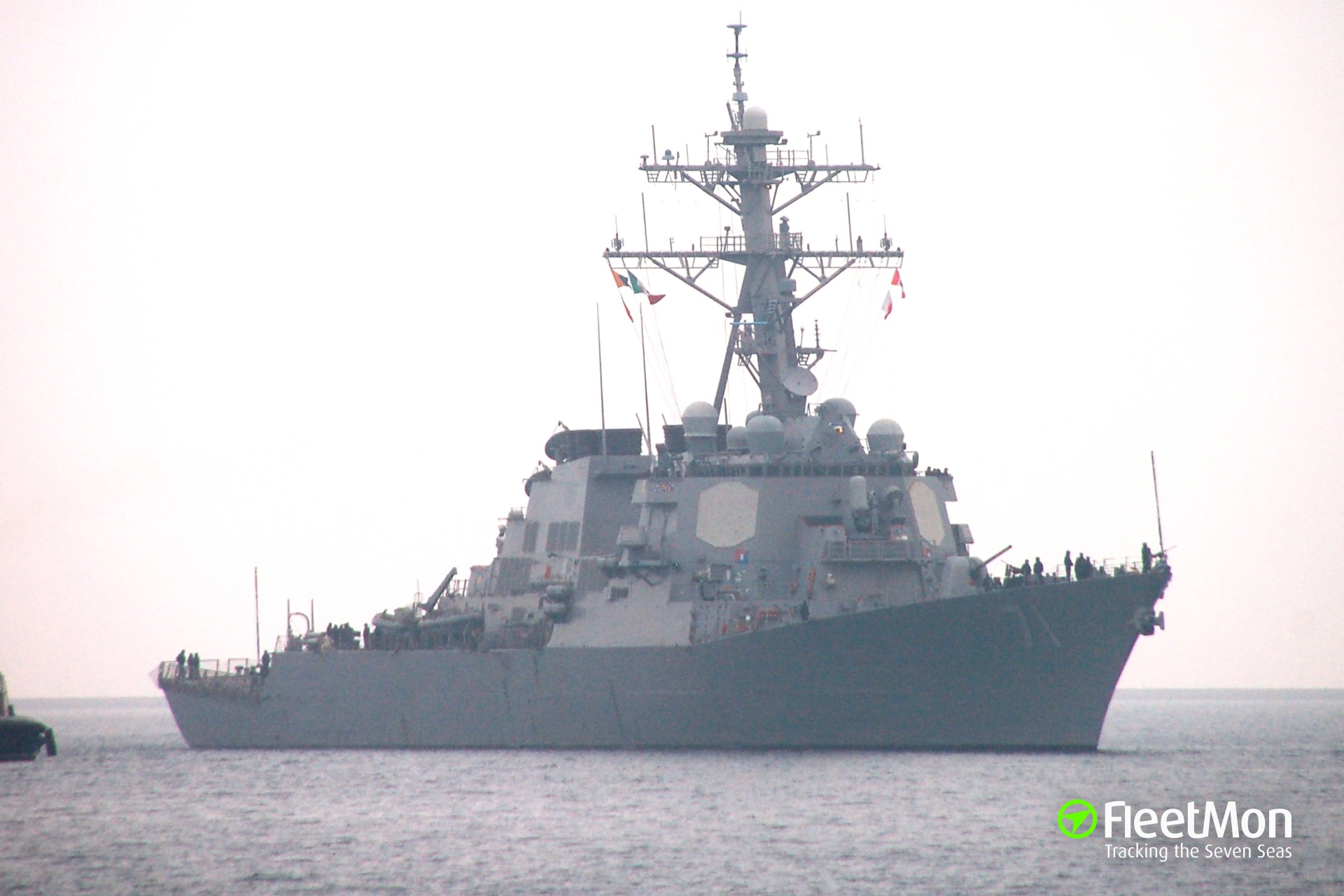 В Черное море вошел американский ракетный эсминец USS Ross DDG 71 с арсеналом мощного оружия: фото