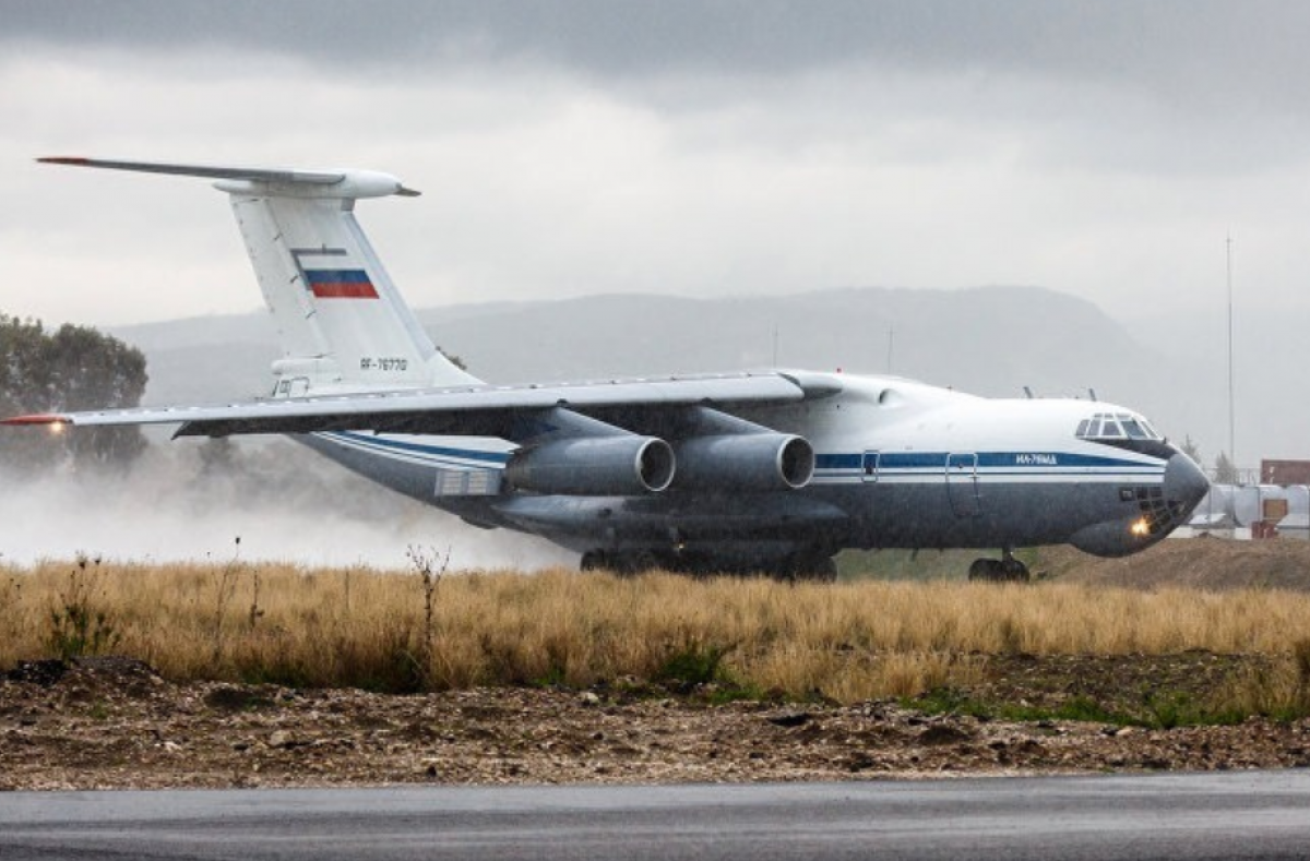 Российский военный борт "Ил-76МД" пропал с радаров на Кавказе: он летел из Калининграда в сторону Армении