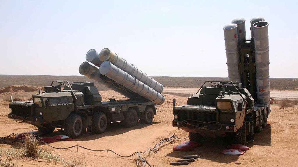 США и Россия на грани вооруженного столкновения в Сирии: в Кремле заявили о готовности применить ПВО против американских самолетов и ракет