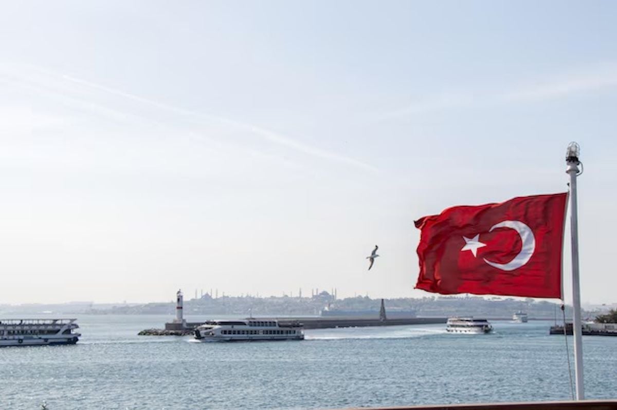 БПЛА атаковал турецкое судно в Черном море – в Турции обвинили Россию