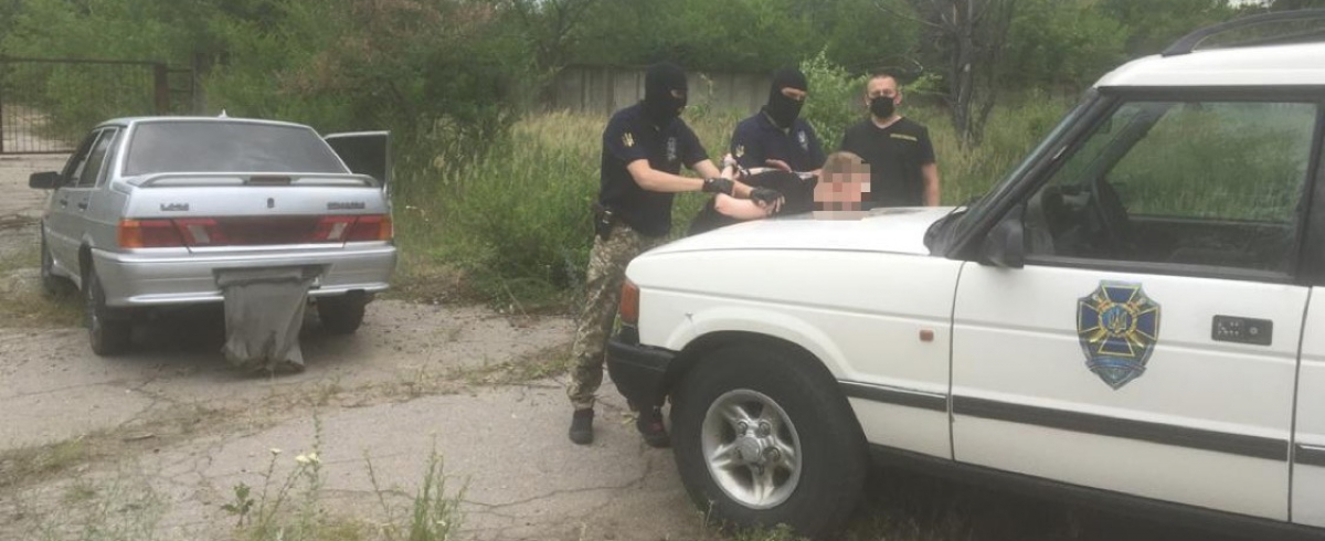 СБУ задержала на Луганщине экс-бойца ВСУ: тот сознался в подготовке терактов 
