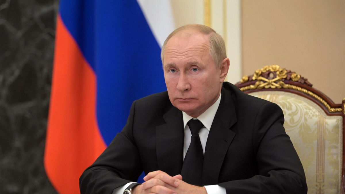 "Какой, на х*ен, третий тур?" - Путин сорвался, отвечая на вопрос об Украине