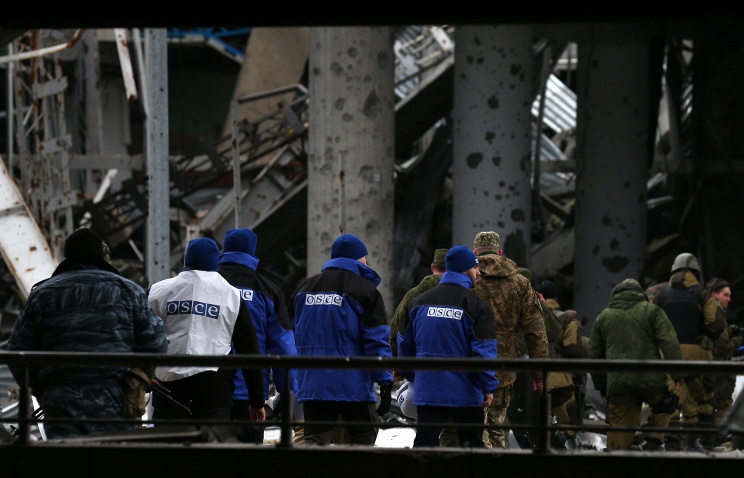 ОБСЕ: в аэропорту Донецка ухудшается ситуация, - более 200 взрывов за сутки