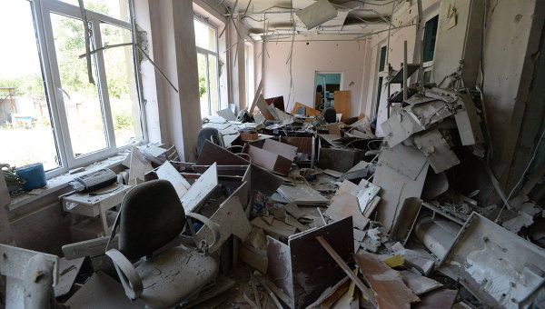 Прямым попаданием уничтожен детский сад в Киевском районе Донецка