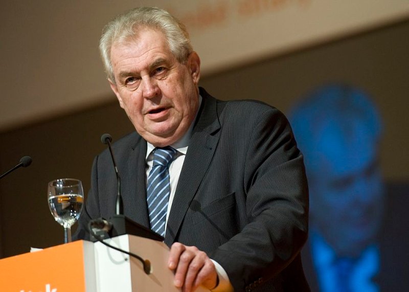 Президент Чехии назвал сирийцев трусами, а наплыв беженцев в ЕС - организованным вторжением