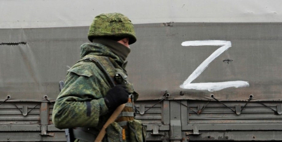 Российский военный нашел "хитрый" способ, как покинуть украинский фронт, – перехват