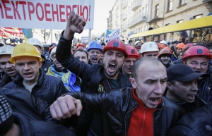 Аваков: половина митингующих шахтеров были наняты организаторами