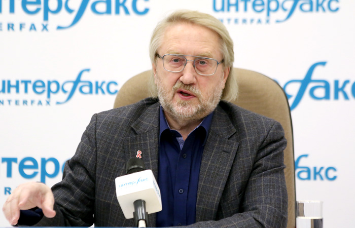Эксперт: Россия на грани ВИЧ-катастрофы - число больных стремительно растет