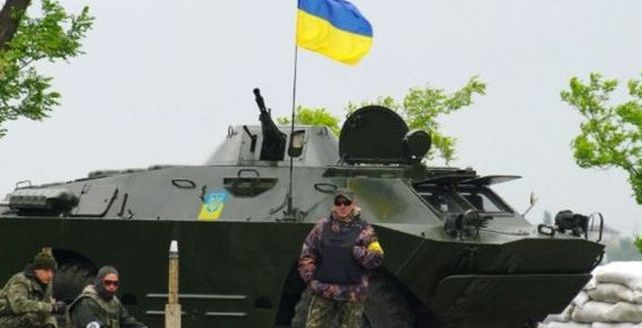 Ночью ДРГ боевиков атаковала украинские позиции в Марьинке: 30 террористов обстреляли воинов АТО из гранатометов