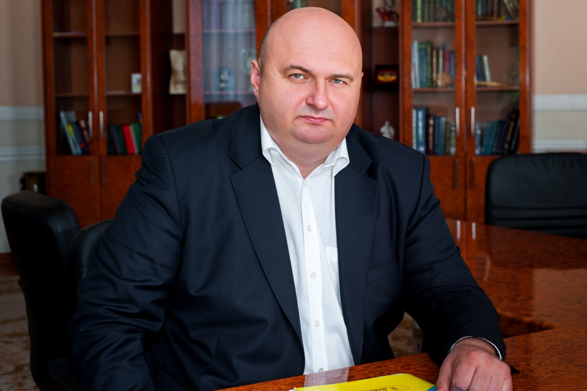 Губернатор-миллионер Хмельницкой области Корнийчук шокировал декларацией: чиновник получал от государства помощь по безработице