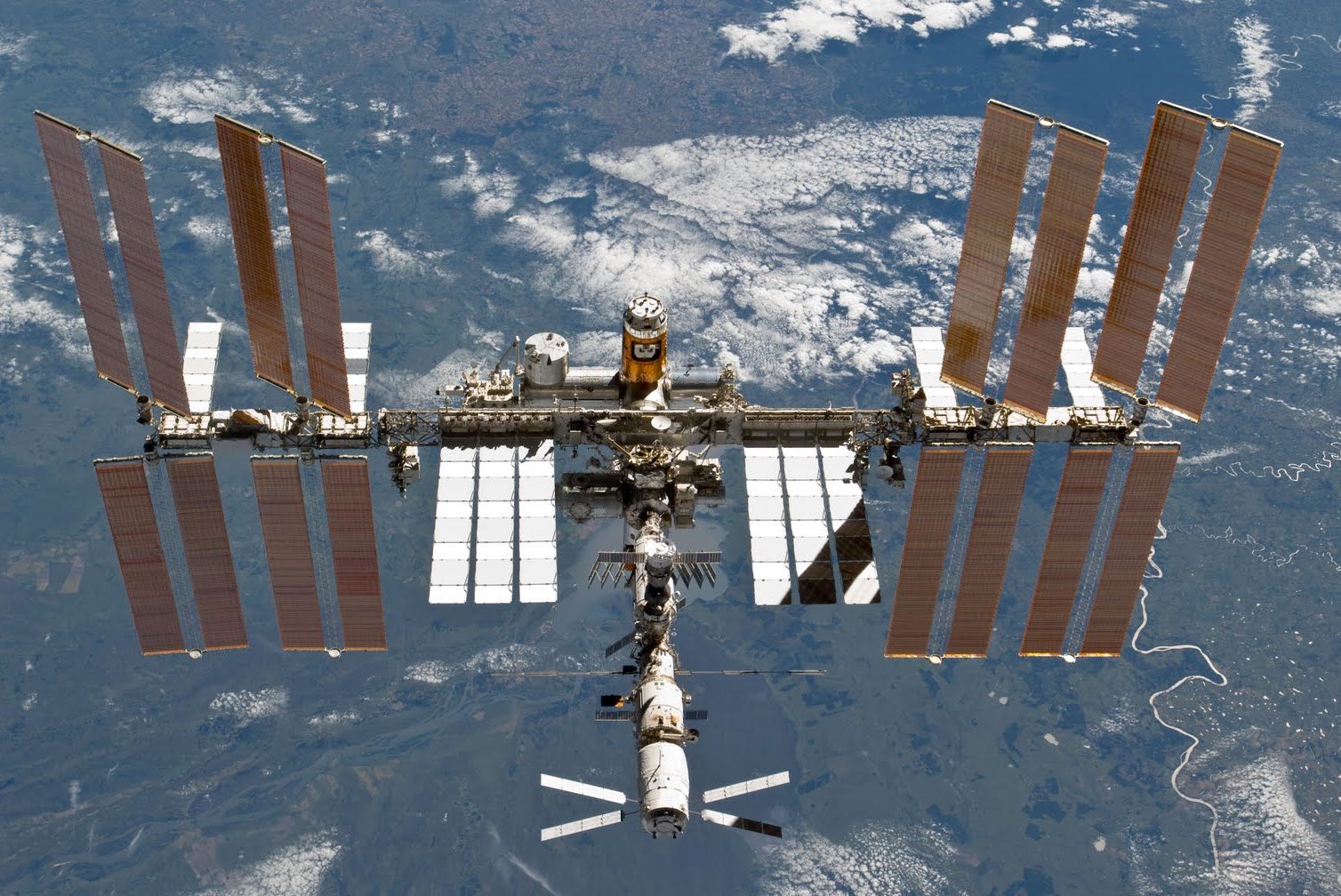 На американской Международной космической станции произошла утечка опасного вещества
