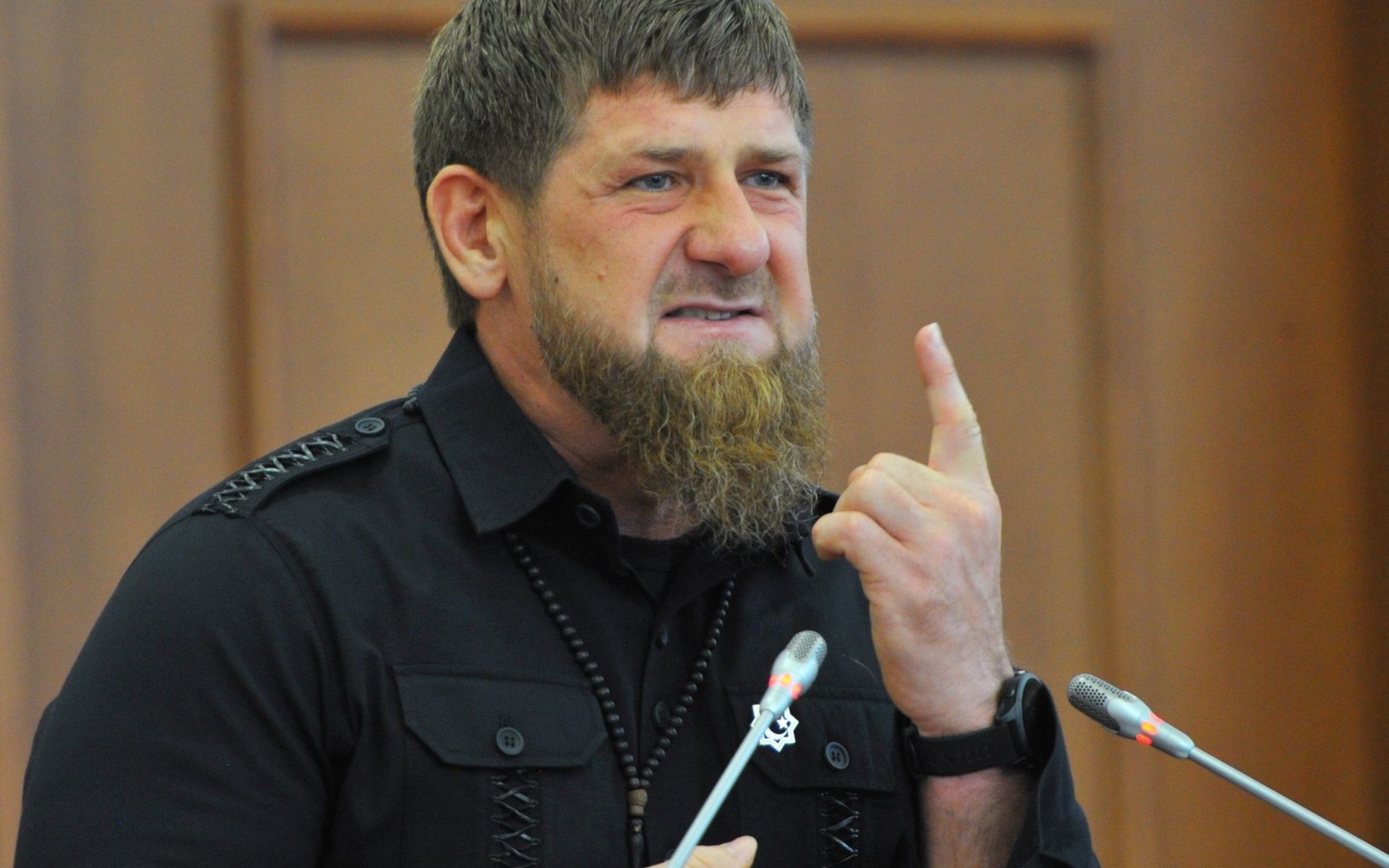 Кадырова экстренным бортом доставили в Москву с поражением легких