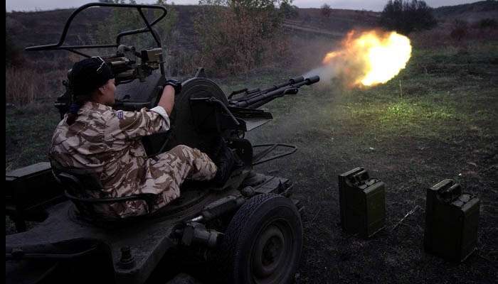 В Донецкой области сепаратисты "ДНР" вновь накрыли огнем Авдеевку, использовав бронетехнику