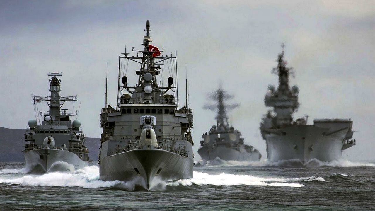 Турецкие фрегаты спешат на помощь Украине - для Кремля все только начинается