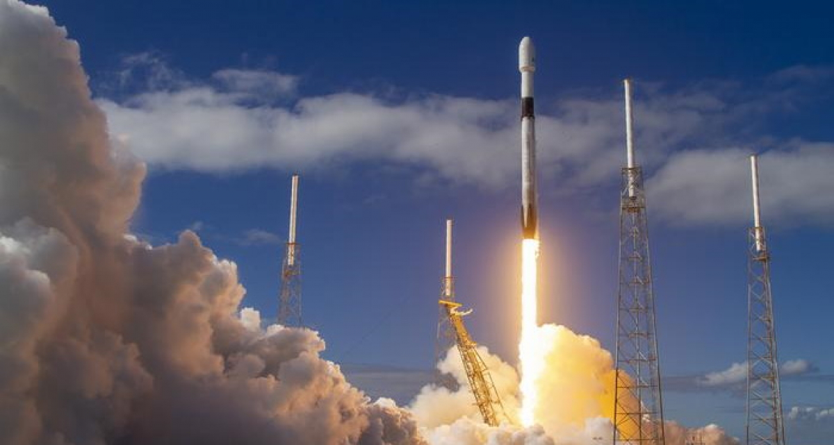 Запуск космического корабля Илона Маска SpaceX Crew Dragon на МКС: прямая трансляция NASA