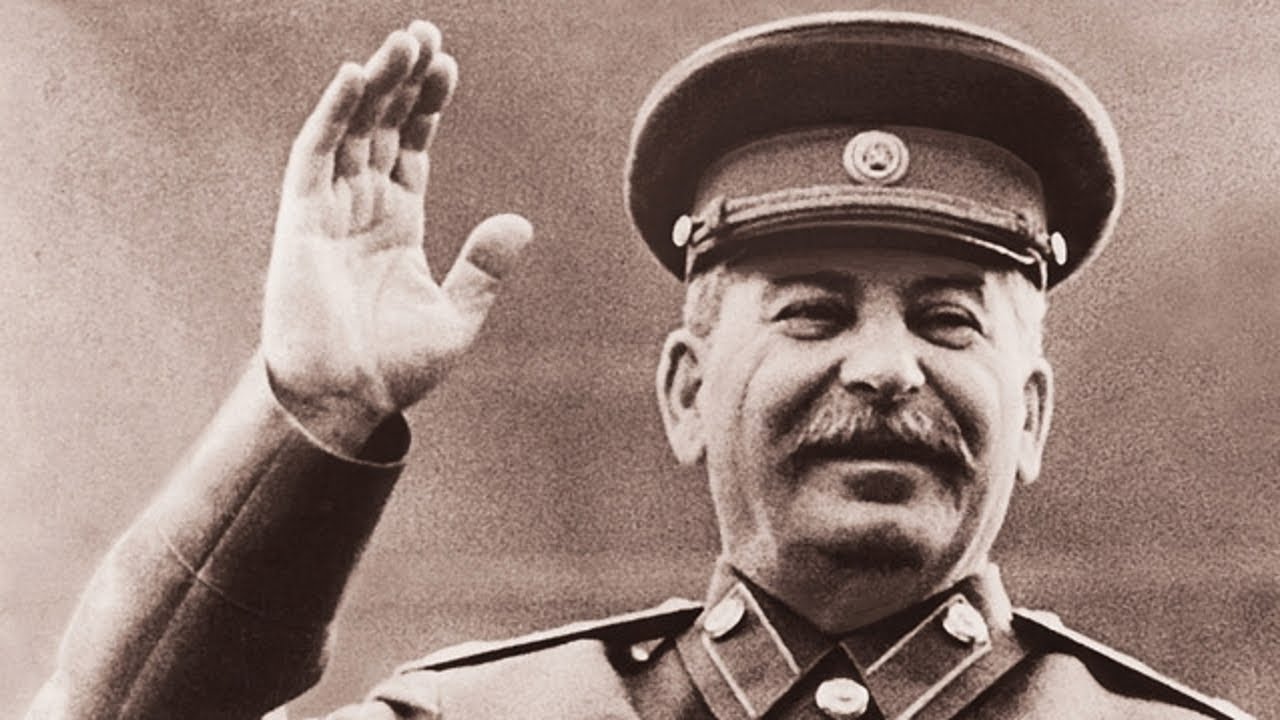 В России хотят отменить решение ХХ съезда КПСС о развенчании культа Сталина